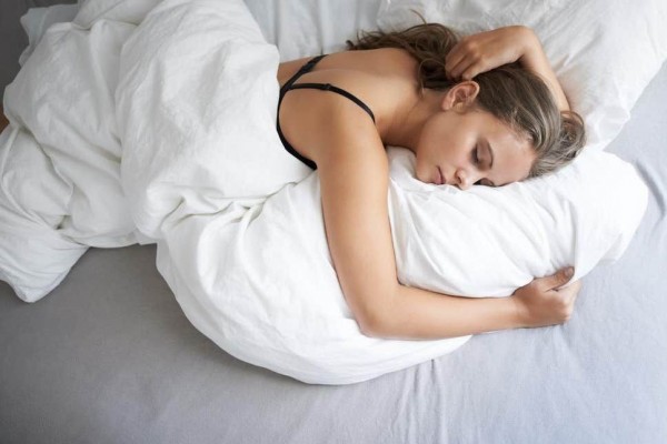 Waspada, Inilah 7 Risiko yang Terjadi Jika Kamu Terlalu Banyak Tidur