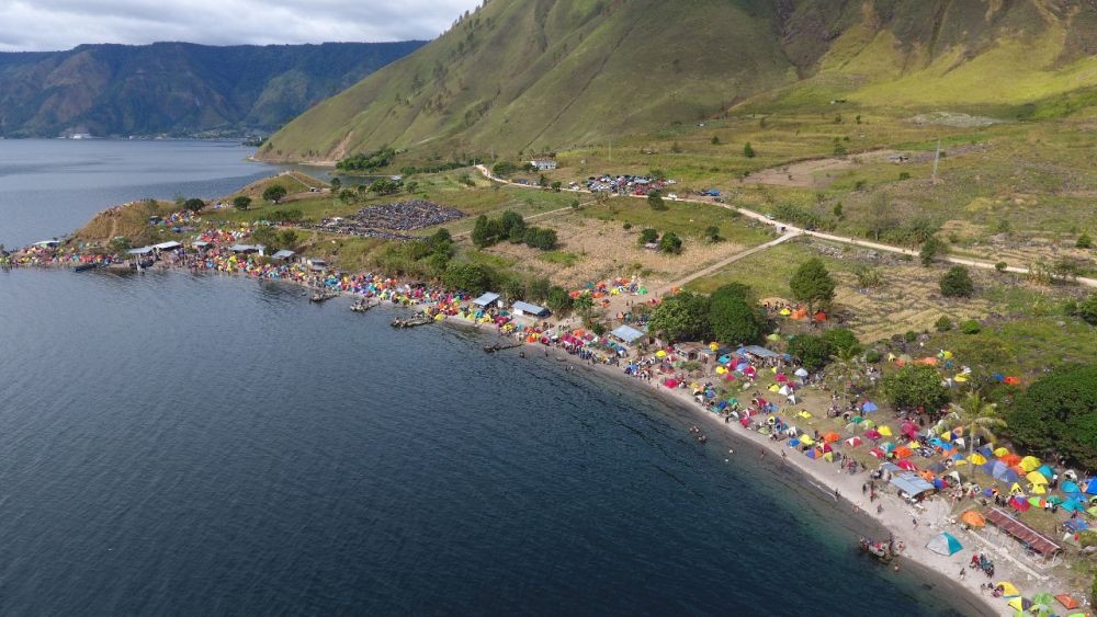 Tao Silalahi Festival, Camping Sambil Menikmati Panggung Seni & Budaya