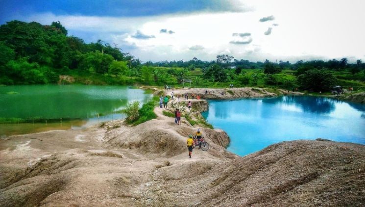 Info Wisata Telaga Biru Cisoka: Rute, Harga Tiket, dan Tipsnya