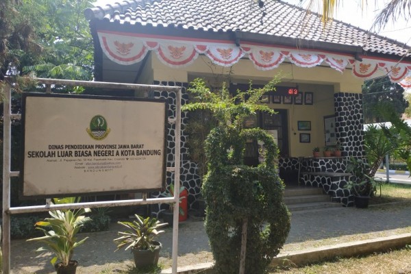 Forum Penyelamat Pendidikan Tunanetra Adukan Kebijakan Mensos ke KSP