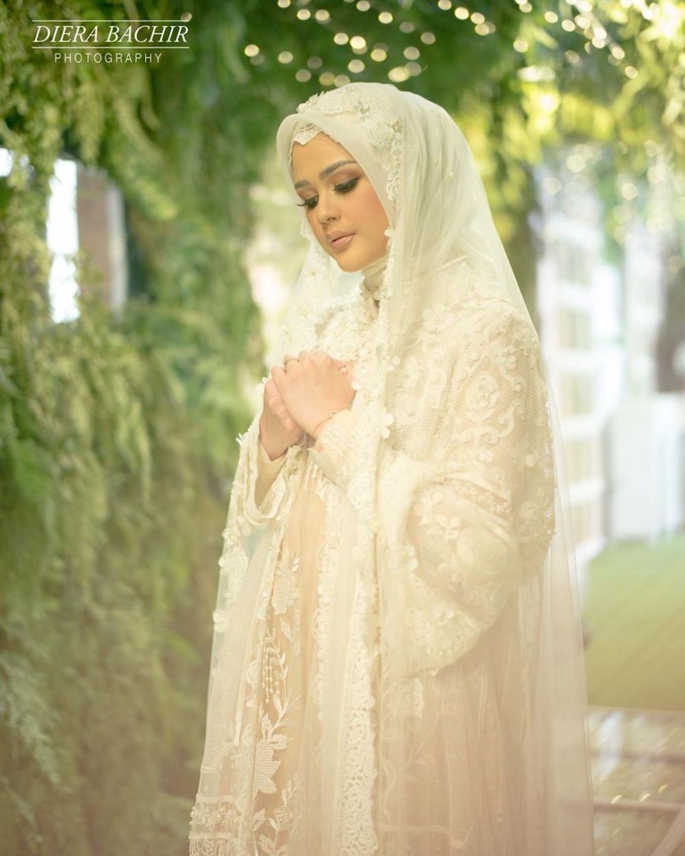 Segera Menikah, 10 Potret Bahagia Pengajian Cut Meyriska