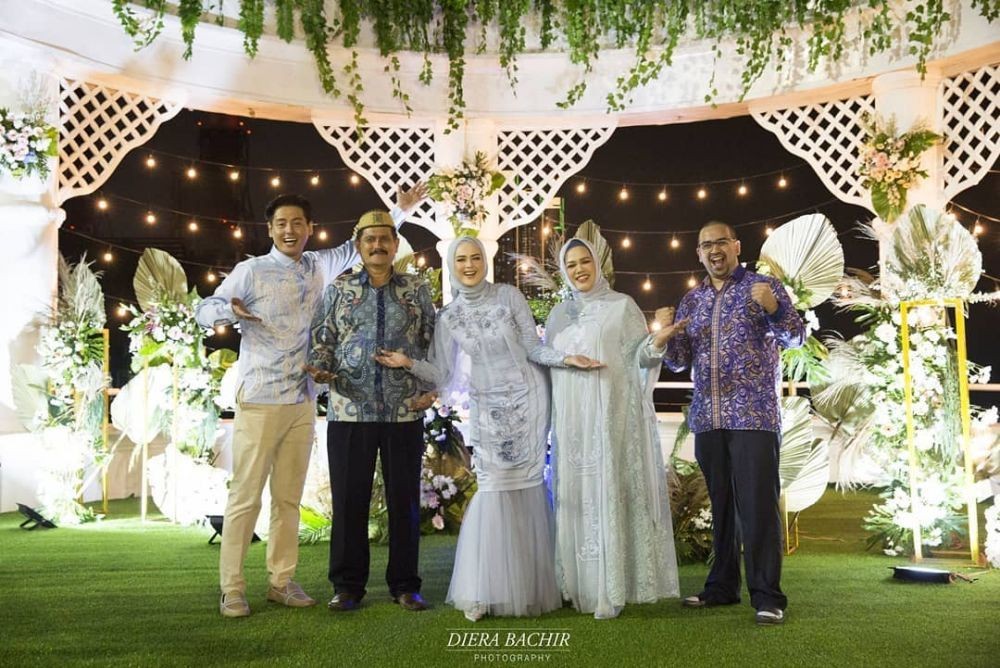 Sayang Keluarga, 10 Momen Harmonis Cut Meyriska & Ayah Tercinta