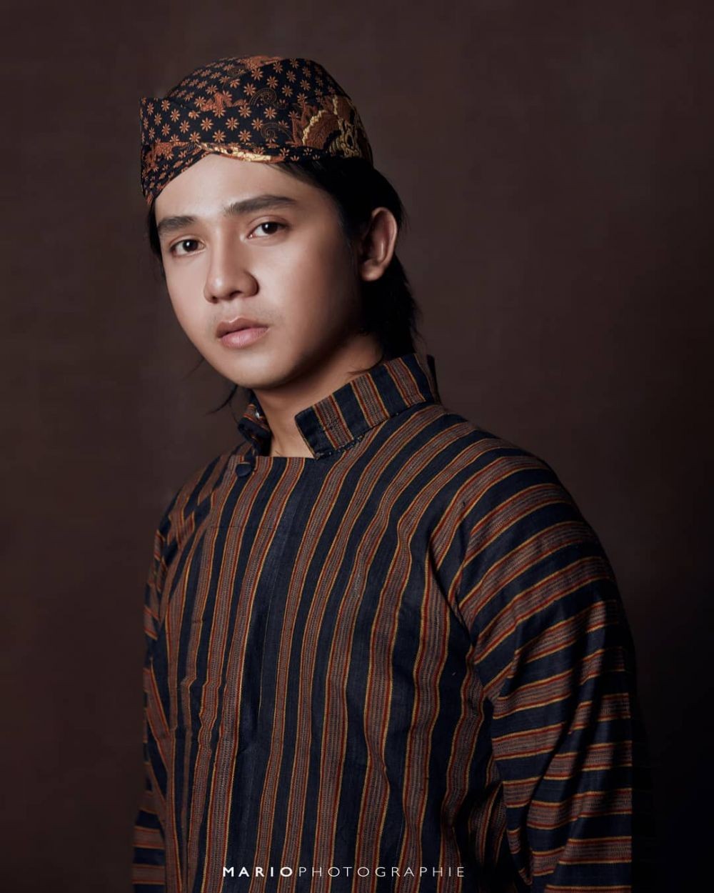 10 Potret Artis Tanah Air Berpakaian Adat, Ada Idola Kamu?