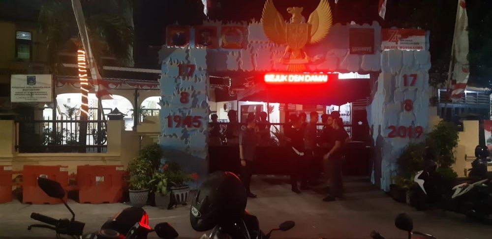Penyerang Polisi Wonokromo Berpura-pura Lapor Soal Lalu Lintas
