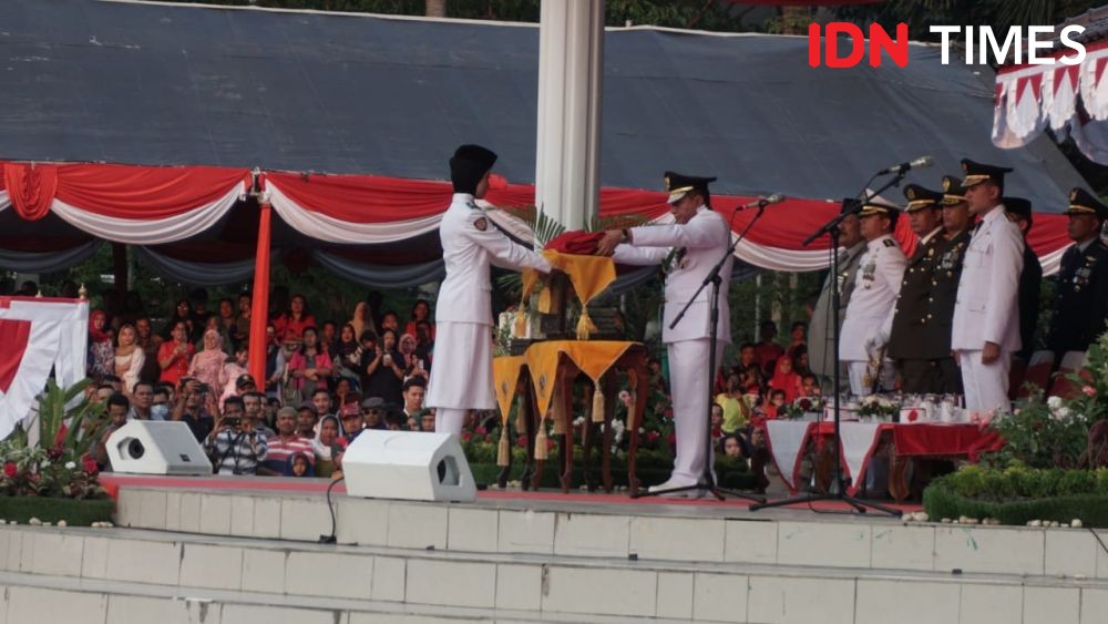 Gubernur Sumut: Saya Apresiasi Para Pembawa dan Pengibar Bendera Ini