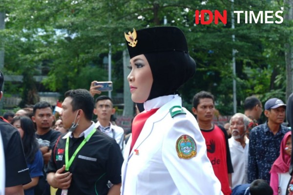 Upacara HUT ke-74 RI, Pembawa Baki Deg-degan Berhadapan Gubernur