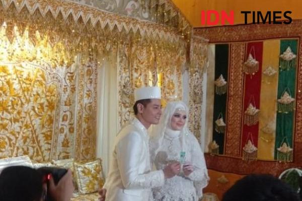 Roger Danuarta Lantunkan 13 Ayat Surat Ar Rahman Saat Akad