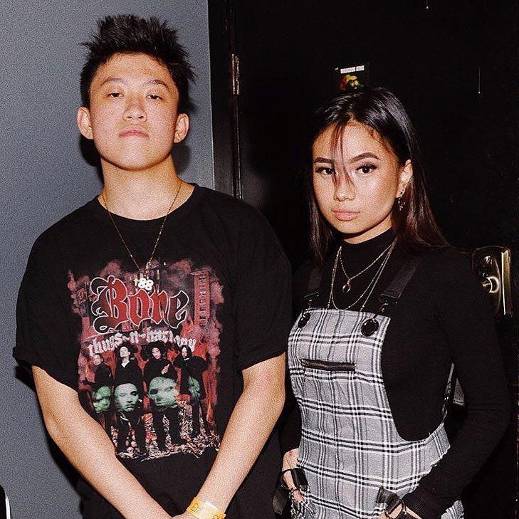 Rayakan HUT RI, Rich Brian & NIKI Beri Kado Khusus dari Los Angeles