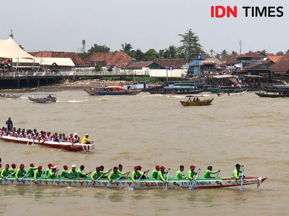 Sejarah Bidar, Sebuah Tradisi Balapan Perahu di Sungai Musi