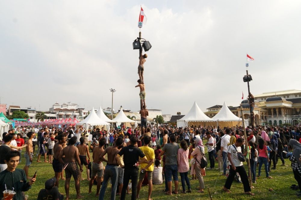 Ribuan Warga Medan Padati Acara 'Gojek Untuk Semua' di Istana Maimun