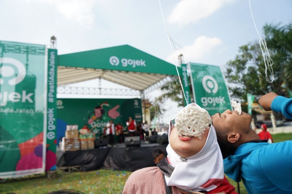 Ribuan Warga Medan Padati Acara 'Gojek Untuk Semua' di Istana Maimun