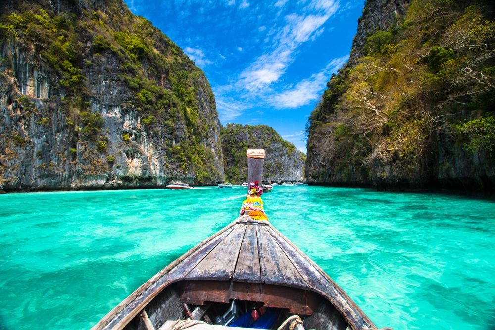 6 Pulau Terbaik di Thailand yang Cocok Jadi Tujuan Bulan Madu