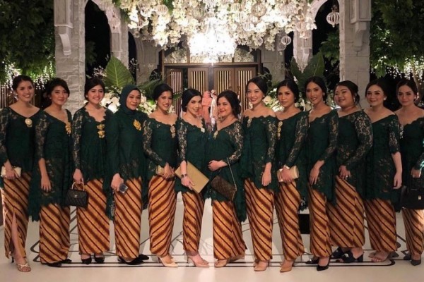 design baju bridesmaid 2019