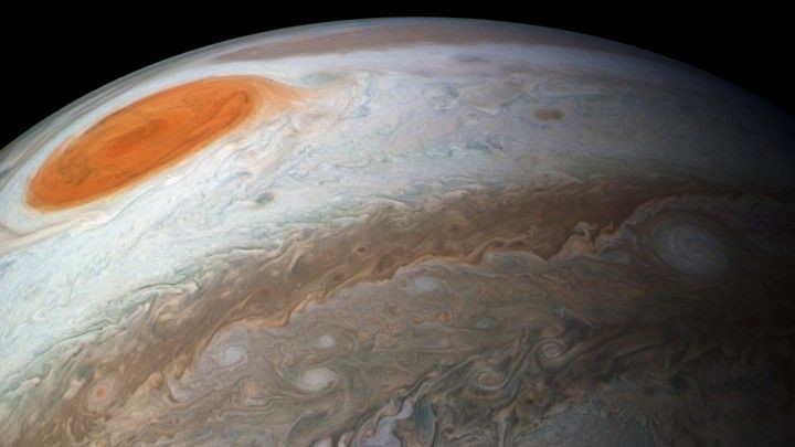 Ini 10 Fakta Bintik Merah Raksasa Planet Jupiter, Akhirnya Terungkap!