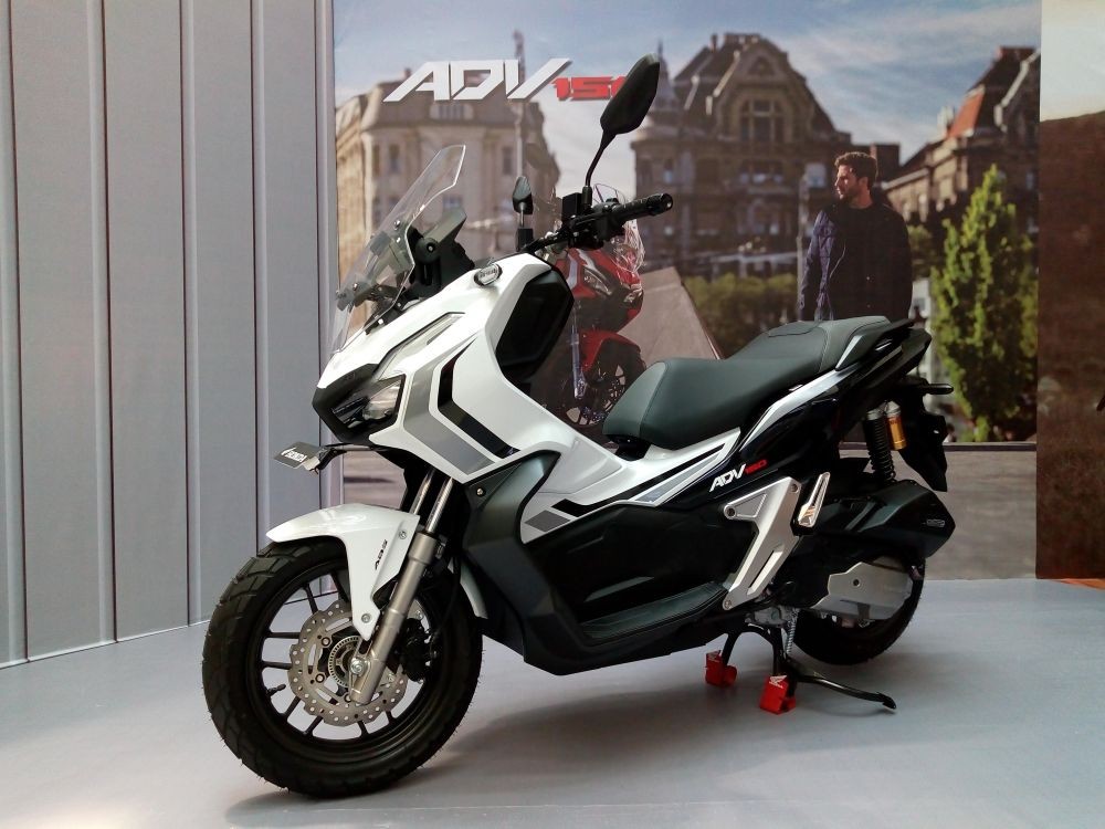 Baru Diluncurkan, Honda ADV150 Raih Motorcycle of The Year