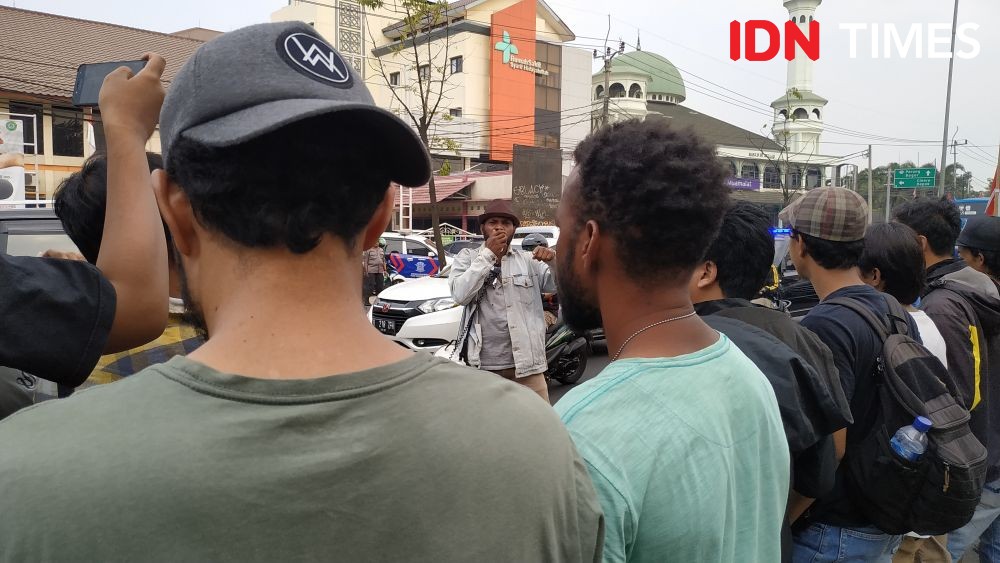 Pelajar Muslim Papua Tuntut Presiden Jokowi Minta Maaf ke Papua
