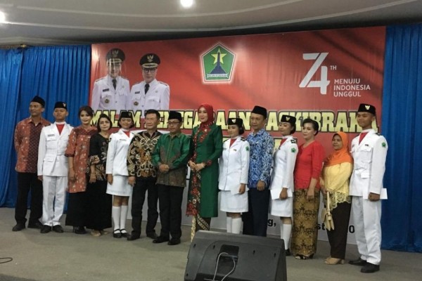 Suasana Bangga dan Haru Warnai Pembubaran Paskibraka Kota Malang
