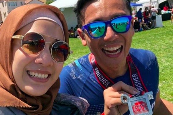 Delapan Tahun Menikah, 10 Momen Mesra Fanny Fabriana & Zacky Badrudin
