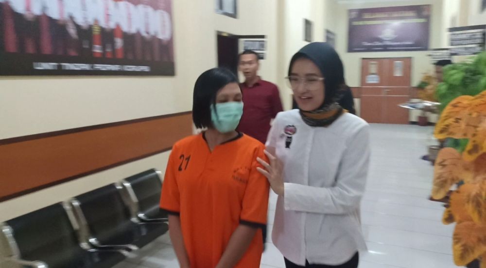 Bawa Narkoba, Perempuan Karawang Ditangkap di BIJB Kertajati