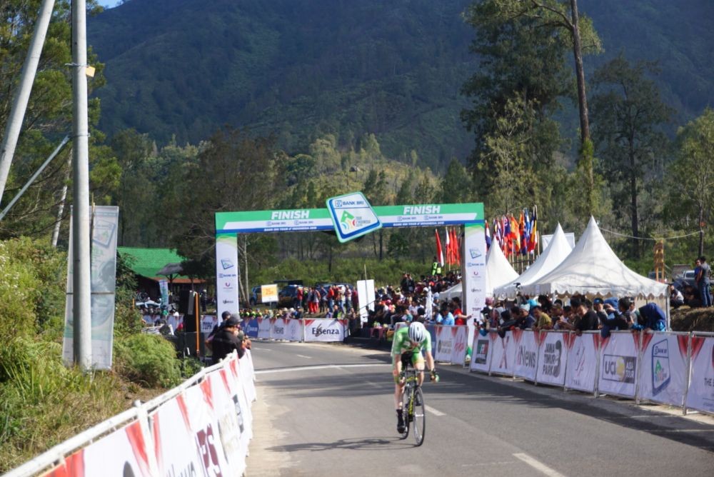 Juara Umum Etape Empat Tour D'Indonesia Sudah Kuasai Rute Neraka