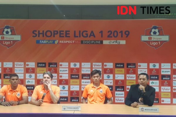 Petik 1 Poin di Surabaya, Pelatih Persija Merasa Dikerjai Wasit