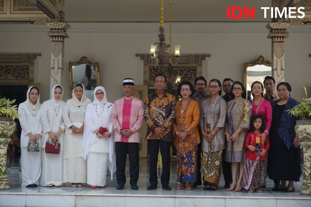 Dua Raja Bertemu di Kraton Yogyakarta, Menikmati Tarian dan Membatik 