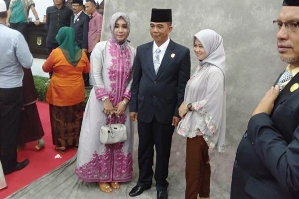 Pengakuan Anggota DPRD Luwu Utara Bawa 3 Istri Hadiri Pelantikan