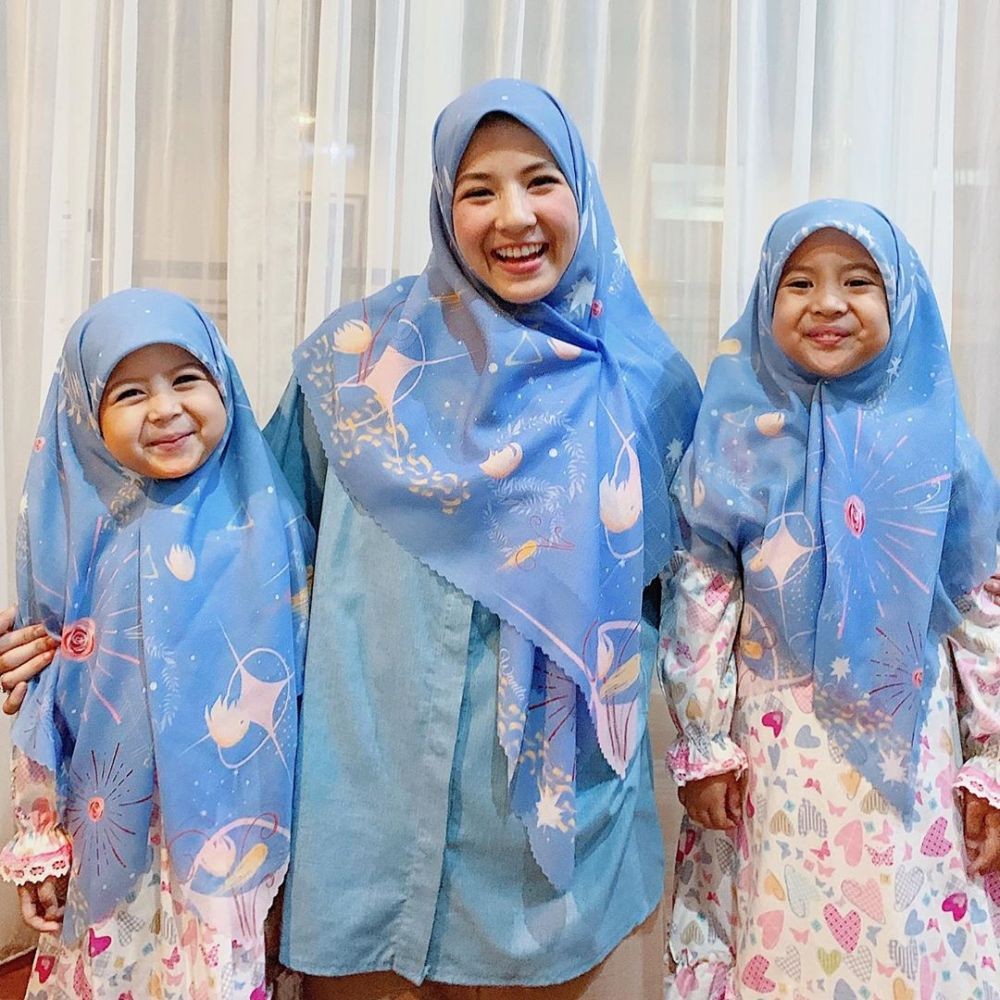 Terlihat Baby Face, 5 Seleb Ini Ternyata Sudah Punya Anak