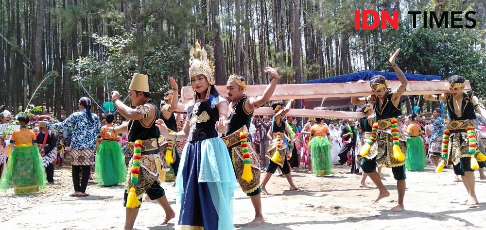 Tambah Daya Tarik, Objek Wisata Alam Dlingo Tampilkan Atraksi Budaya