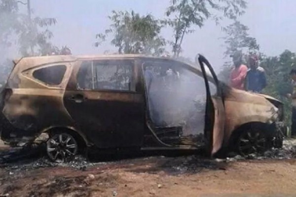 Istri Bakar Suami dan Anak Tiri Plin-plan Saat Diperiksa Penyidik