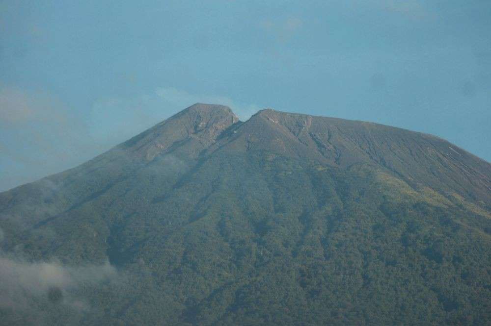 Syarat Terbaru Pendakian ke Gunung Slamet, Cek Biar Gak Zonk!