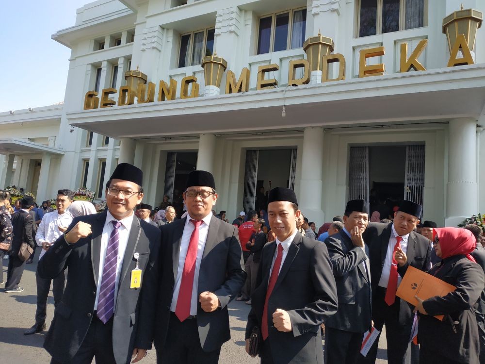 Dilantik di Gedung KAA, 120 Anggota DPRD Diminta Lanjutkan Pembangunan Jabar