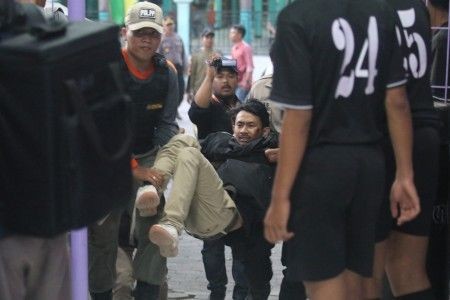 PSIM Yogyakarta Versus Persik Kediri Berakhir Ricuh, 100 Orang Luka