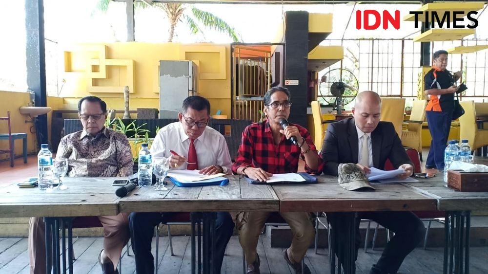 YOSS Ngotot Kelola Markas PSM Makassar, Gubernur: Kita Malu