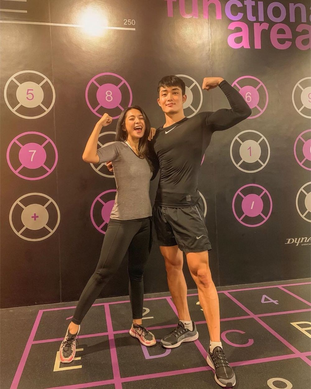 Diet Sukses, 10 Potret Dinda Kirana Pamer Body Goals