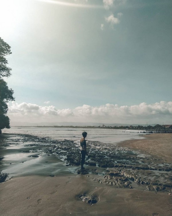 10 Wisata Pantai di Pulau Jawa Ini Dikenal Punya Cerita Mistis & Horor