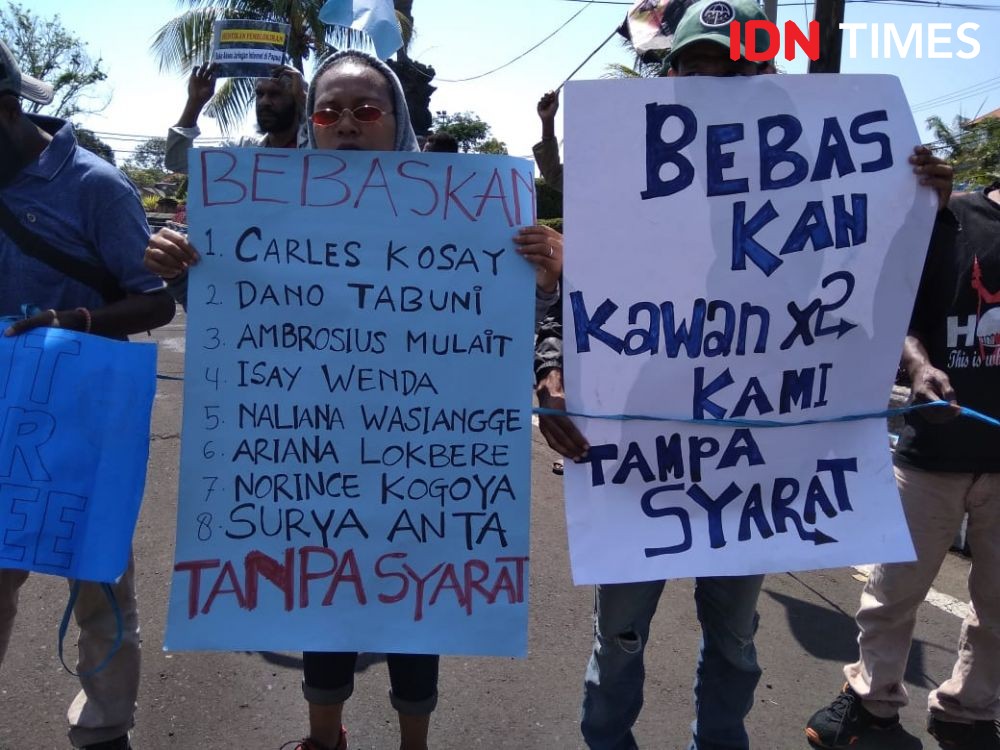 Mahasiswa & Warga Papua di Bali Tuntut 8 Kawannya Dibebaskan