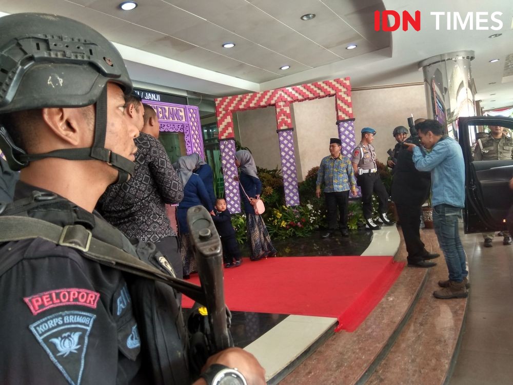 Bupati Tangerang Sebut Pilkades Rawan Ricuh dan Politik Uan