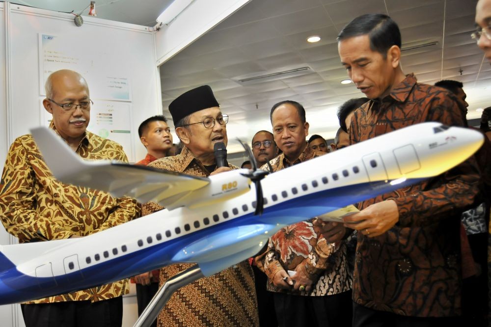 Foto-foto Kenangan BJ Habibie, Insan Kebanggaan Indonesia