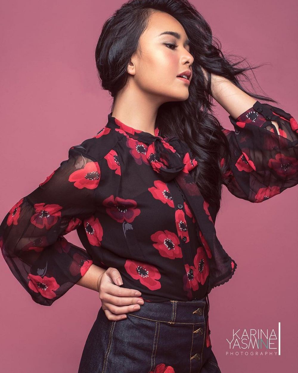 7 Ide Style Feminin ala Amanda Manopo, Inspirasi Cerdas Tampil Dewasa!