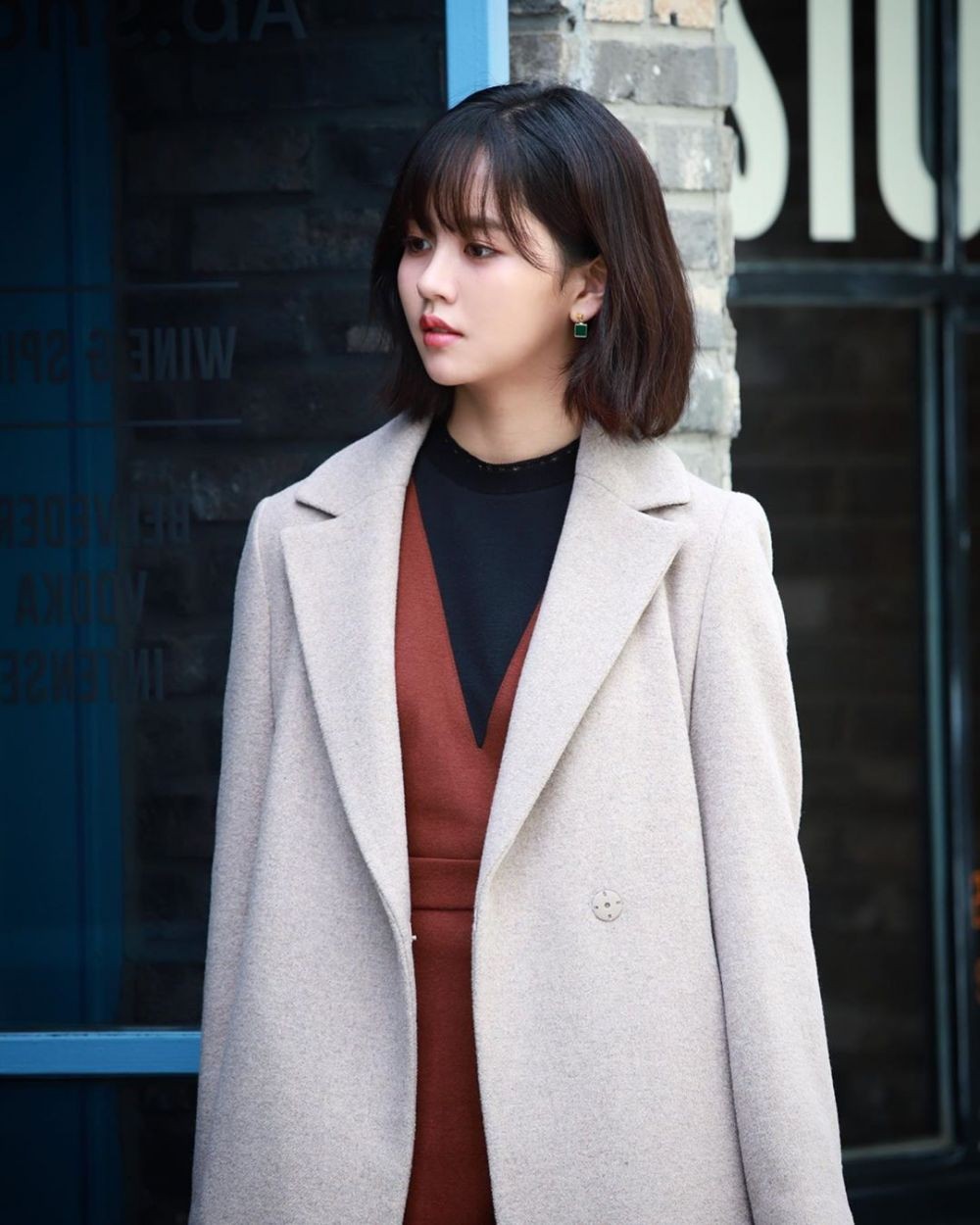 Drama Baru 10 Potret Kim So Hyun Makin Dewasa Dengan Rambut Pendek 3607