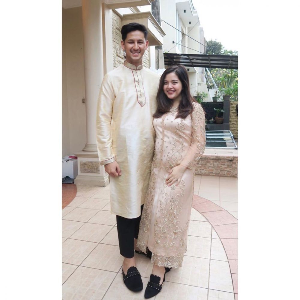 10 Style Couple ala Tasya Kamila dan Randi Bachtiar