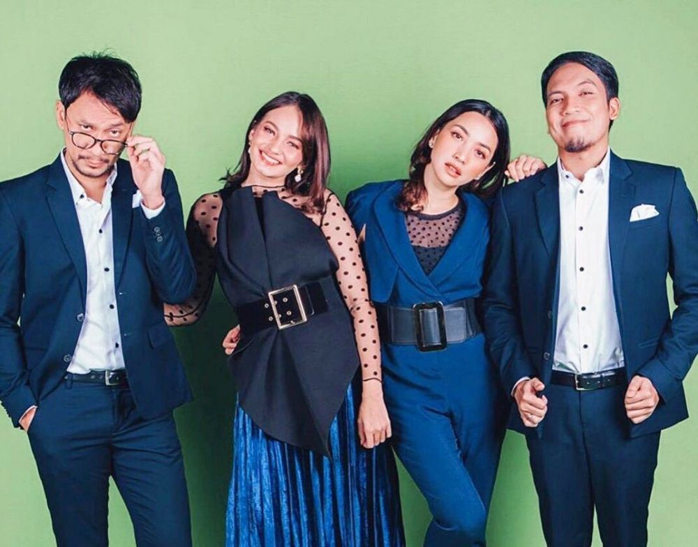 Aktor Film Pretty Boys Berdandan ala Wanita, Bikin Pangling!