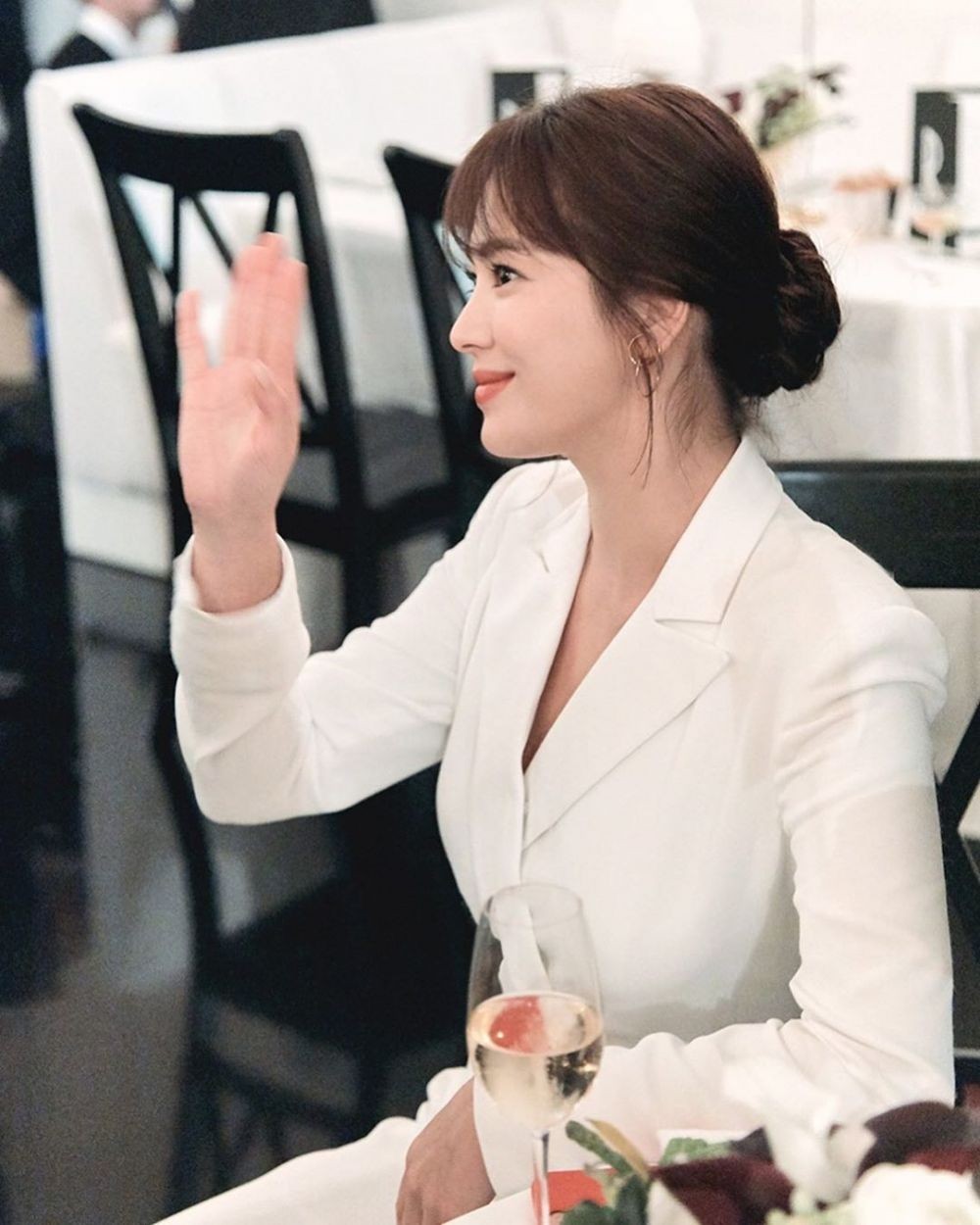 10 Potret Memesona Song Hye Kyo di New York Fashion Week