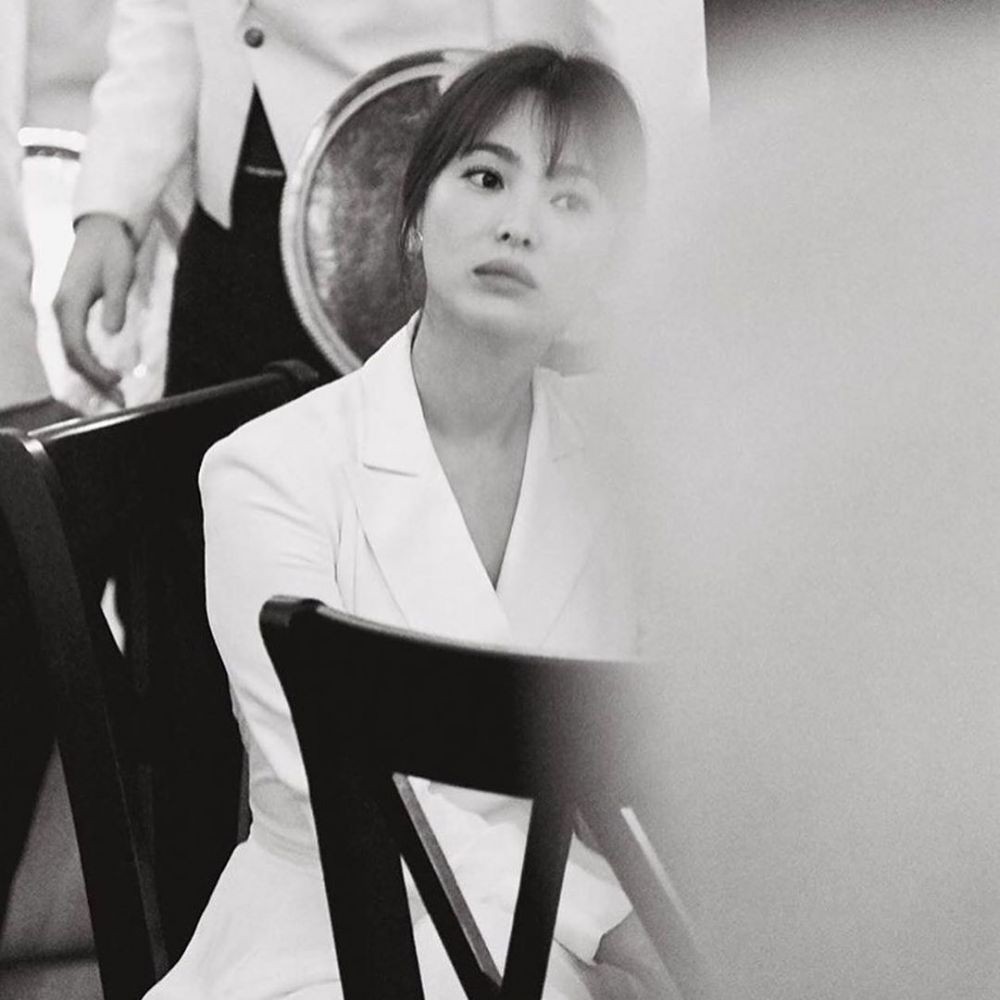 10 Potret Memesona Song Hye Kyo di New York Fashion Week