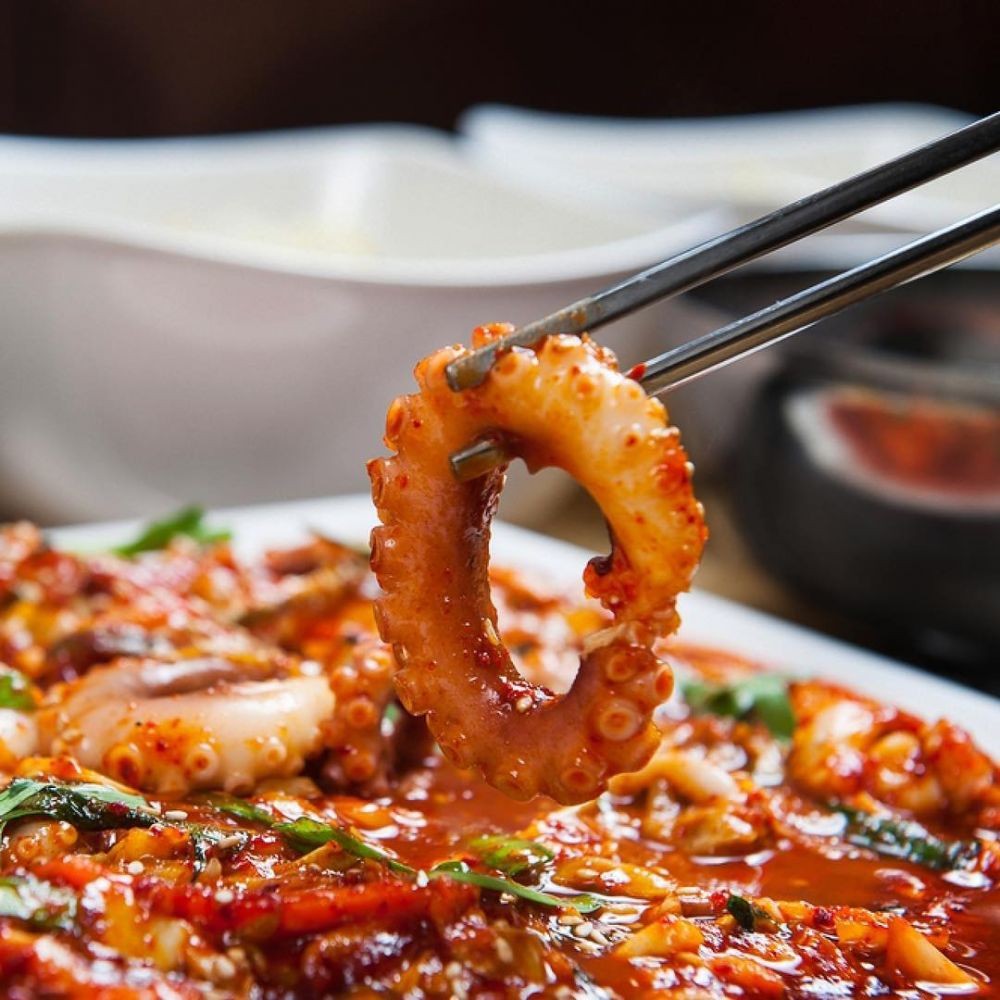 7 Makanan Khas Korea Selatan yang Pedasnya Nampol Banget!
