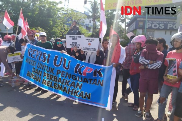 Marak Penolakan, Warga di Makassar Dukung Revisi UU KPK