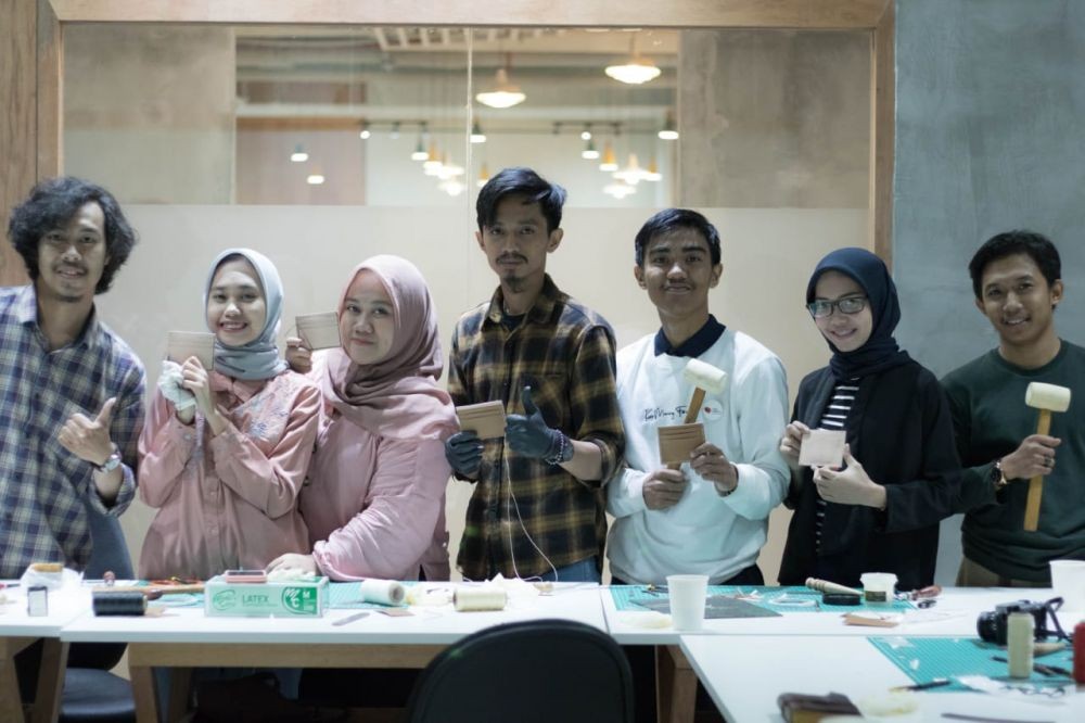 Lokakarya SHOW di Makassar Fokus Kembangkan Kerajinan Tas Kulit