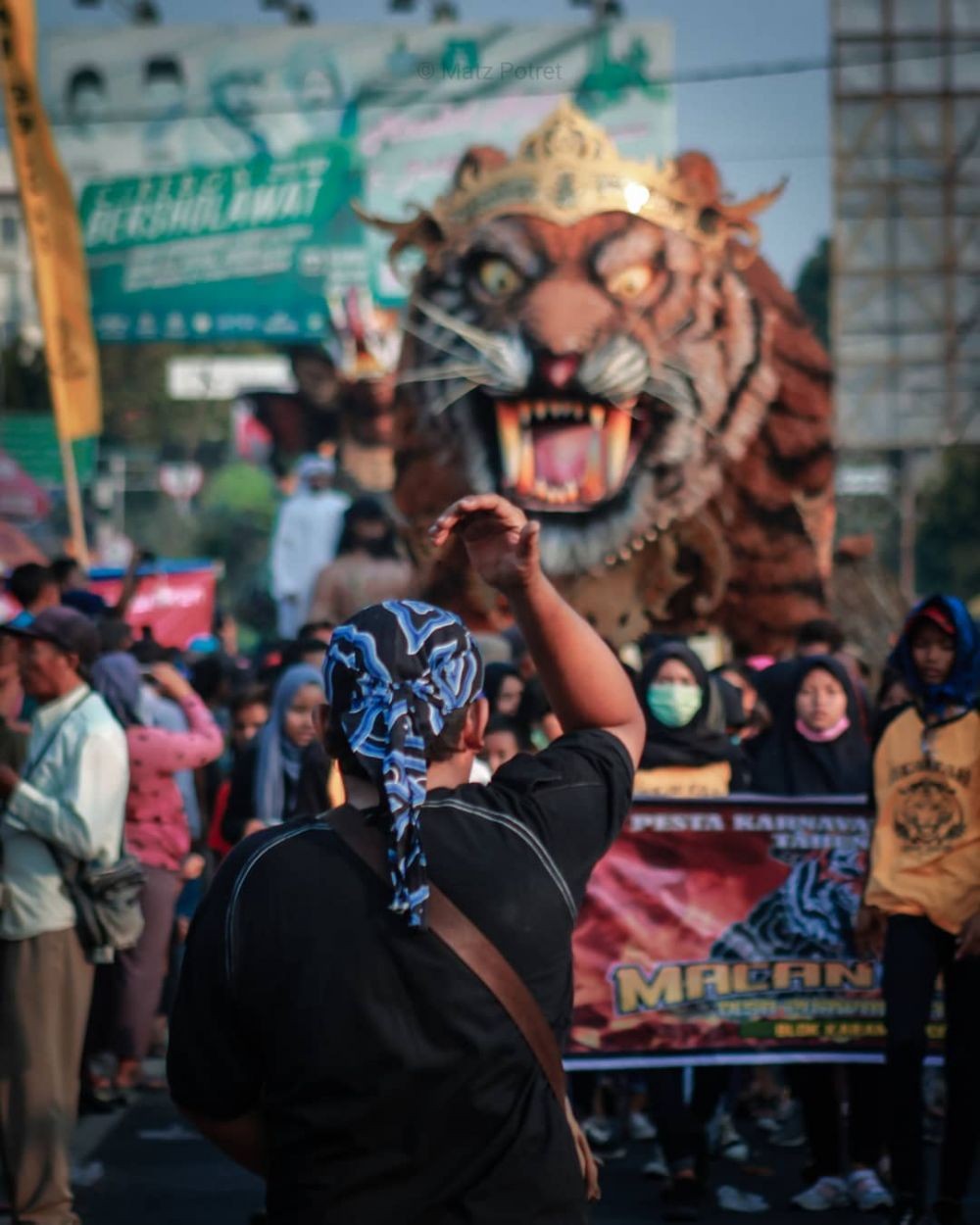 13 Foto Unik Sedekah Bumi dan Nandran di Indonesia Meriah Banget