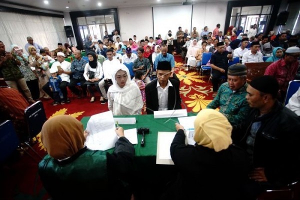 UU Perkawinan Disahkan, Usia Menikah Minimum 19 Tahun